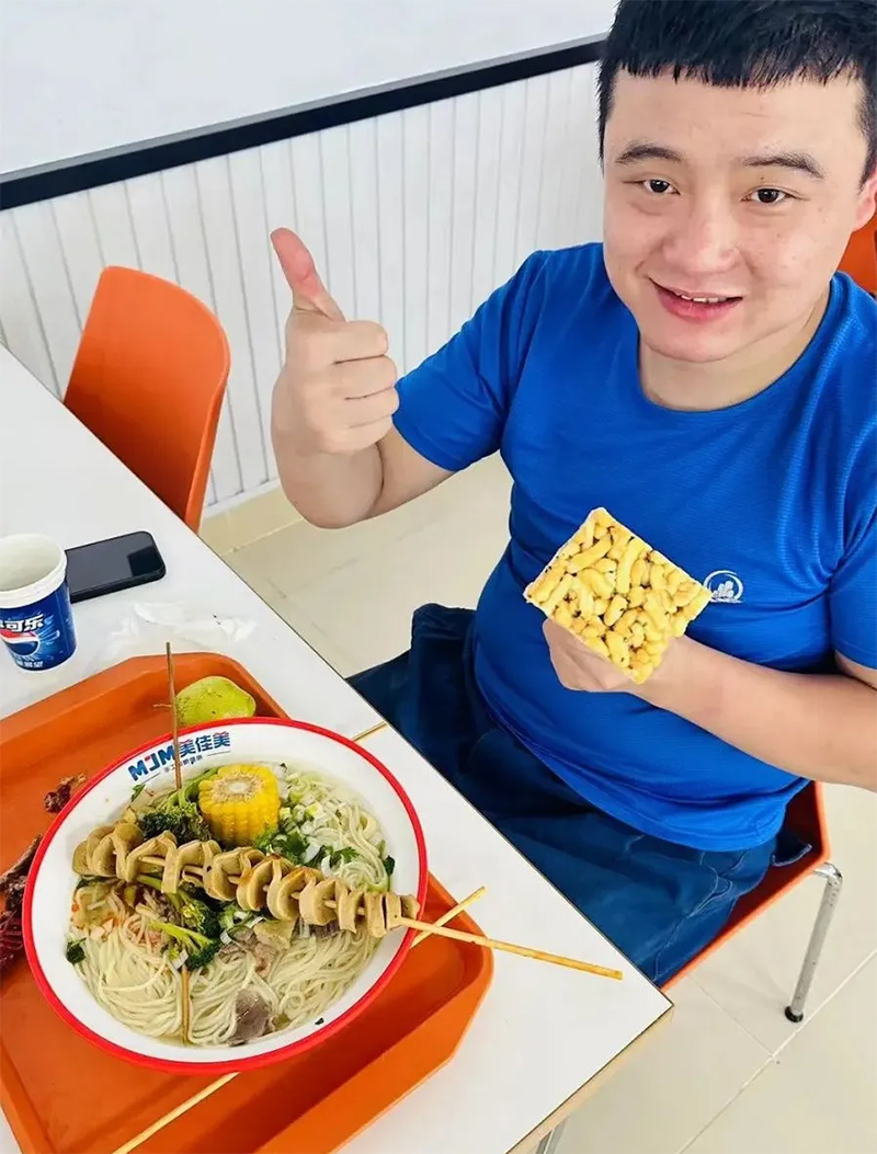 1726853486645993.jpg 2.jpg